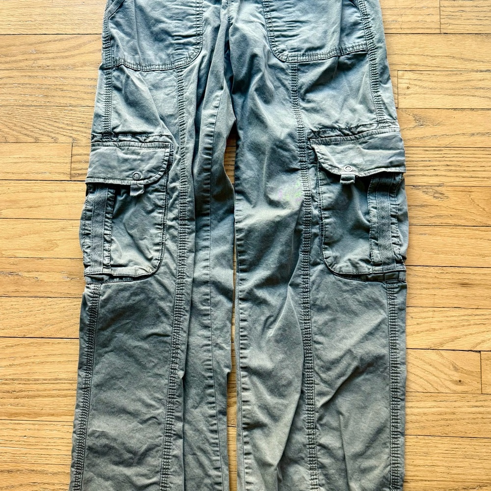 Garage Gray Cargo Pants with Relaxed Fit and Lightweight Fabric